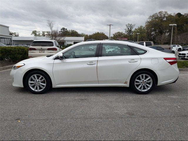 2013 Toyota Avalon XLE