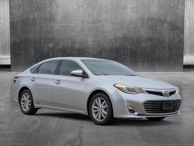 2013 Toyota Avalon XLE