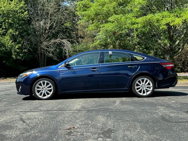 2013 Toyota Avalon XLE