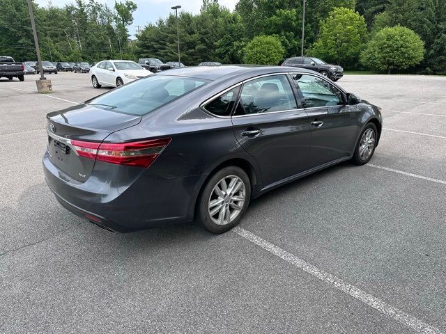 2013 Toyota Avalon XLE