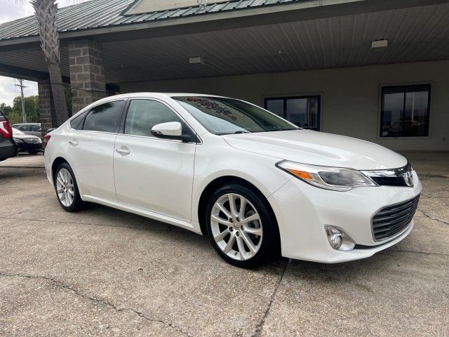 2013 Toyota Avalon XLE