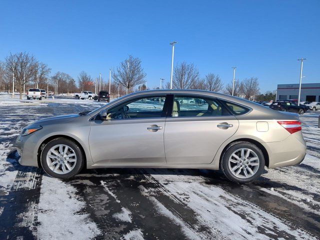 2013 Toyota Avalon XLE