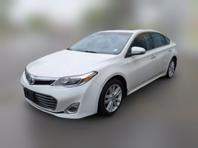 2013 Toyota Avalon XLE