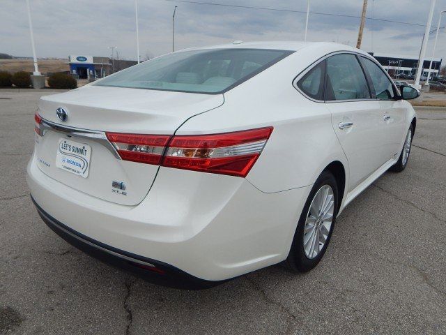 2013 Toyota Avalon Hybrid XLE Touring
