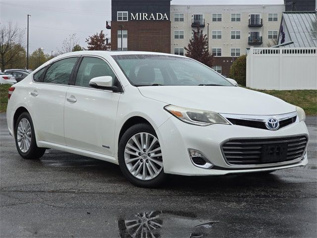 2013 Toyota Avalon Hybrid XLE Premium