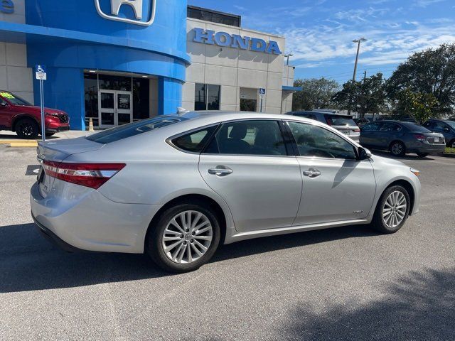 2013 Toyota Avalon Hybrid Limited