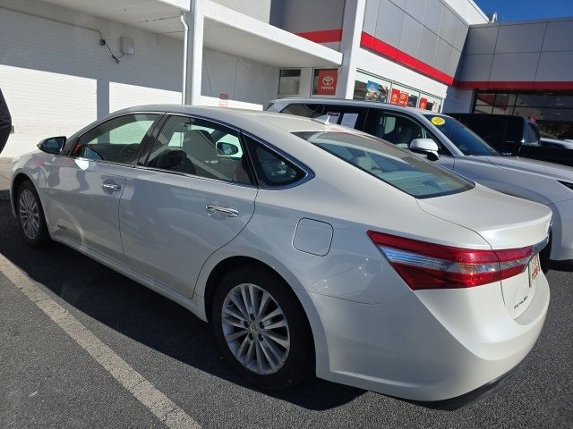 2013 Toyota Avalon Hybrid XLE Premium