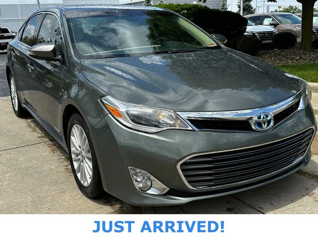 2013 Toyota Avalon Hybrid XLE Touring