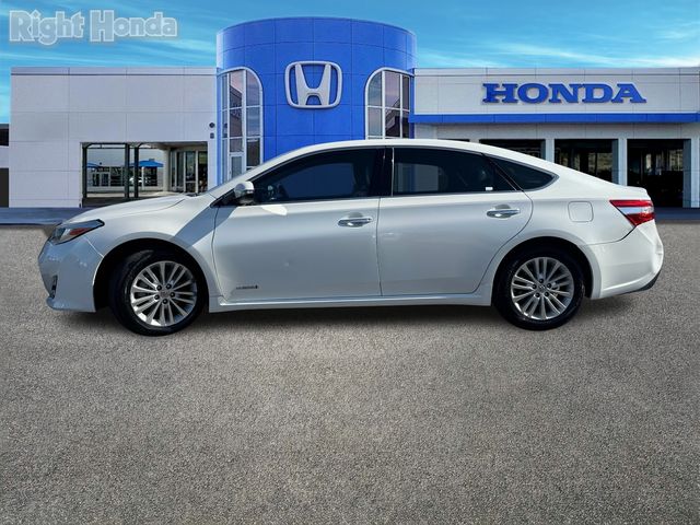 2013 Toyota Avalon Hybrid XLE Premium