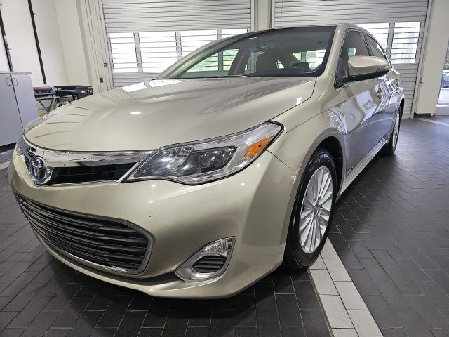 2013 Toyota Avalon Hybrid 