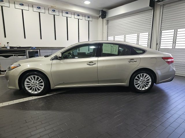 2013 Toyota Avalon Hybrid 