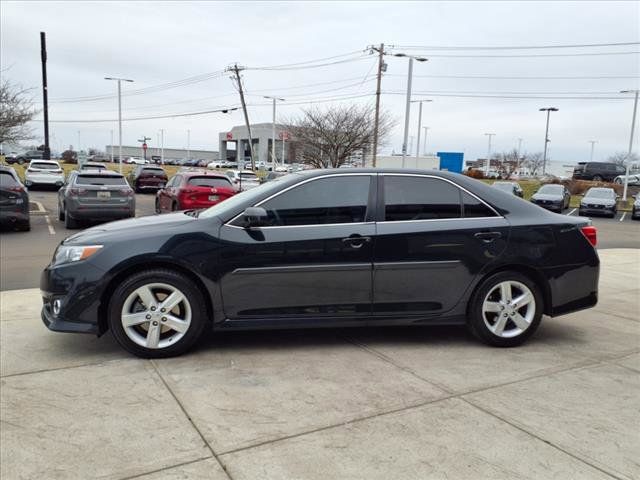 2013 Toyota Camry SE