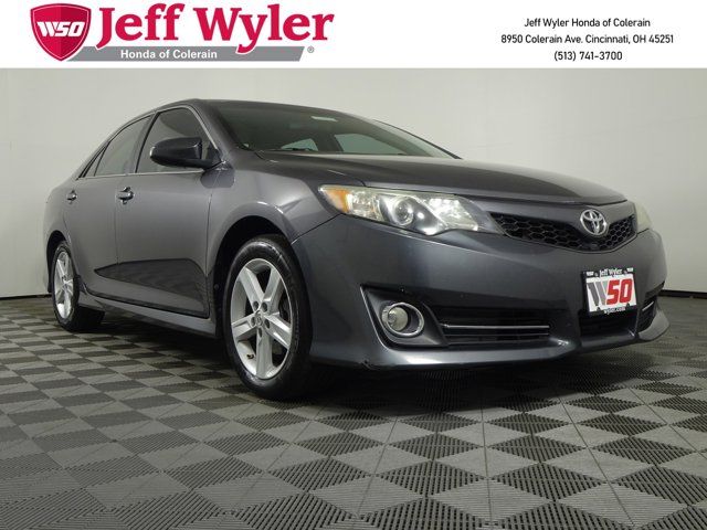 2013 Toyota Camry SE