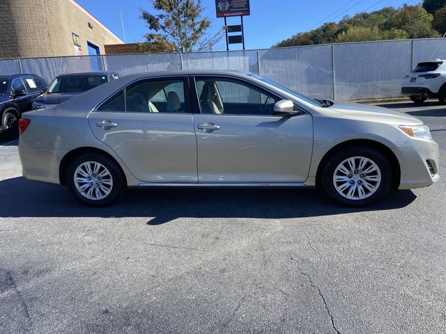 2013 Toyota Camry LE