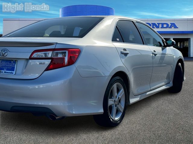 2013 Toyota Camry SE