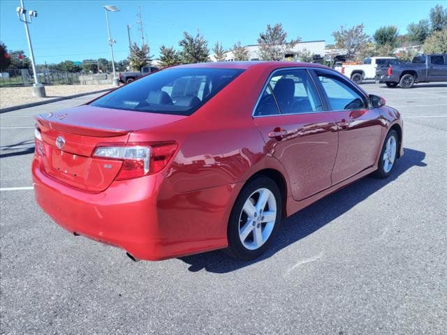 2013 Toyota Camry SE