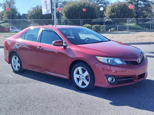 2013 Toyota Camry SE