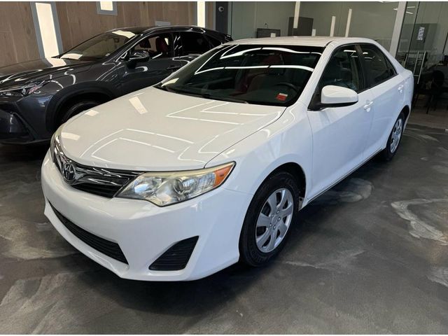 2013 Toyota Camry LE