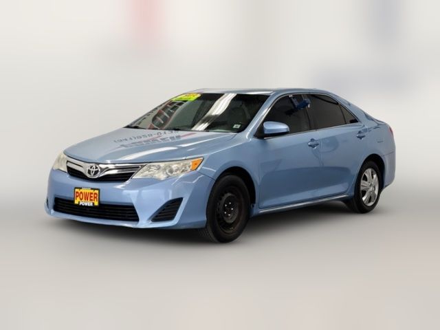 2013 Toyota Camry LE