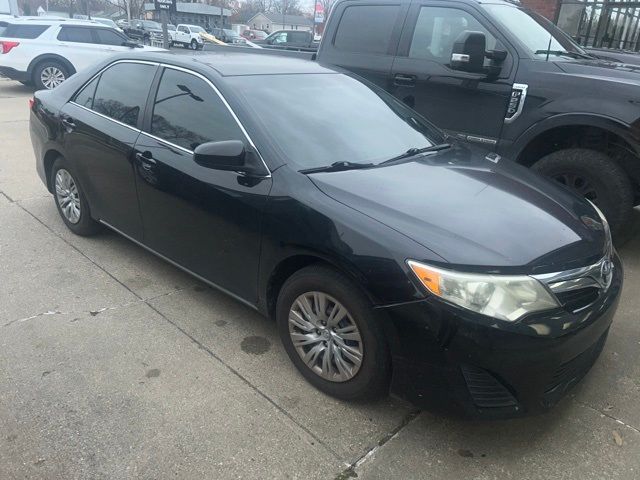 2013 Toyota Camry LE