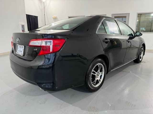 2013 Toyota Camry LE