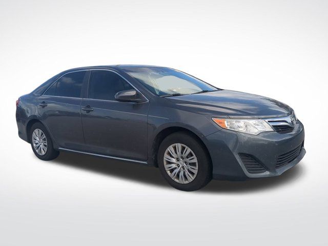 2013 Toyota Camry LE