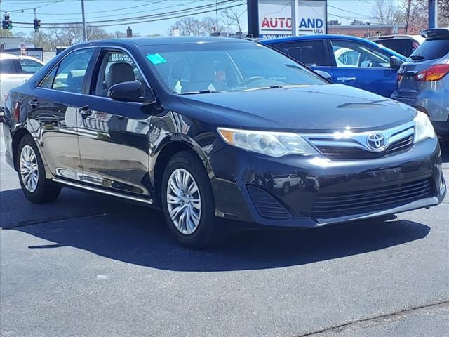 2013 Toyota Camry LE