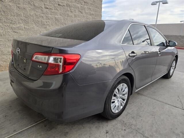 2013 Toyota Camry LE