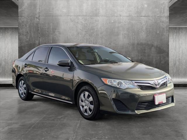 2013 Toyota Camry LE