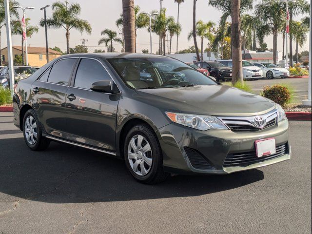 2013 Toyota Camry LE