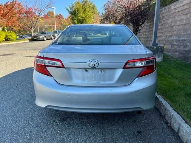 2013 Toyota Camry LE