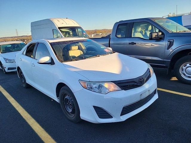 2013 Toyota Camry LE