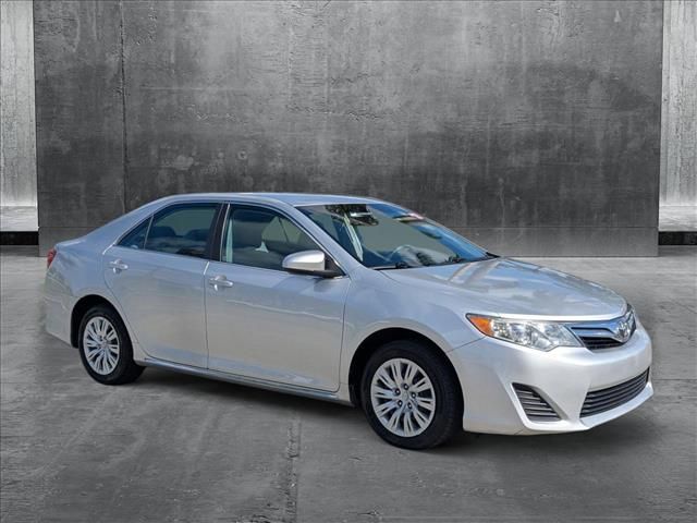 2013 Toyota Camry LE