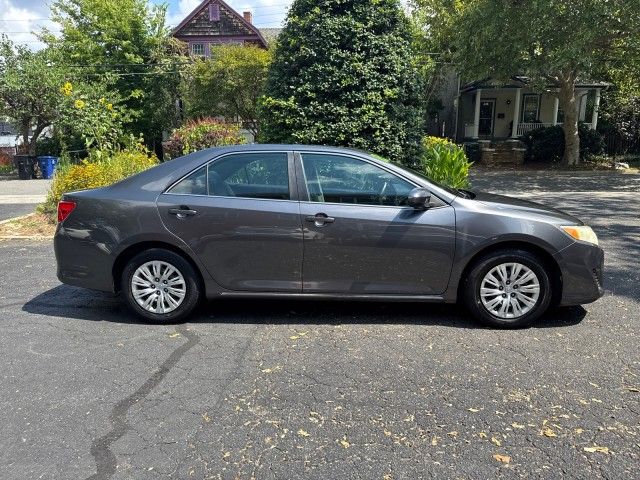 2013 Toyota Camry LE