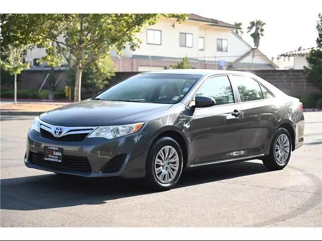 2013 Toyota Camry Hybrid LE