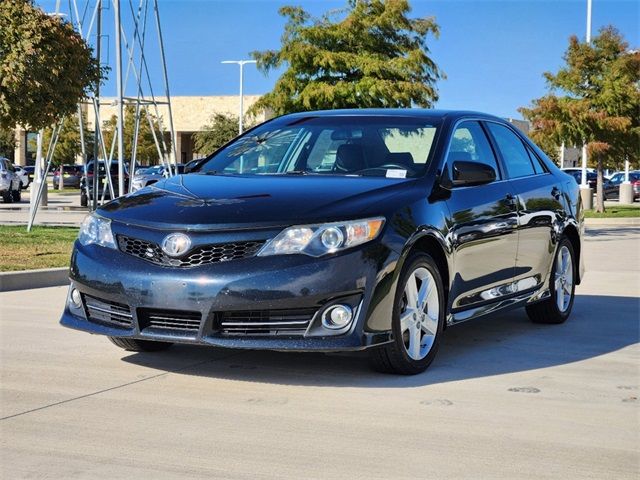 2013 Toyota Camry SE