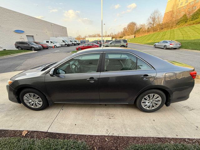 2013 Toyota Camry SE