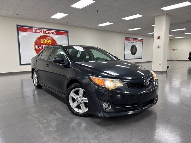 2013 Toyota Camry SE