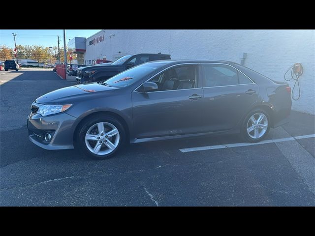 2013 Toyota Camry SE