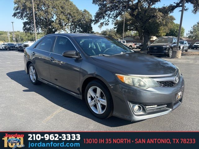 2013 Toyota Camry SE