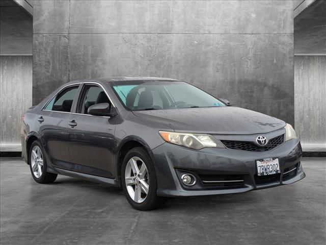 2013 Toyota Camry SE