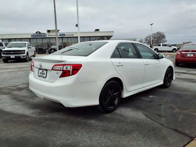 2013 Toyota Camry SE