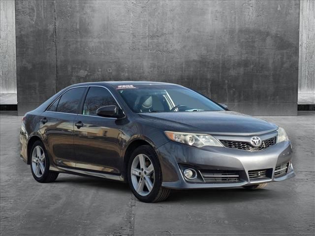 2013 Toyota Camry SE