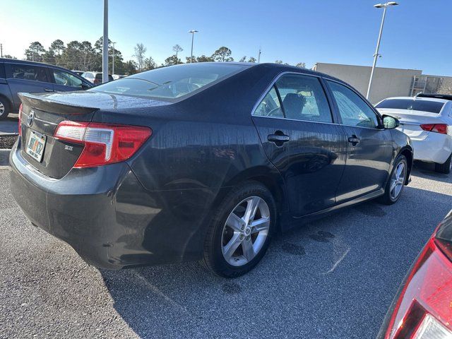 2013 Toyota Camry SE