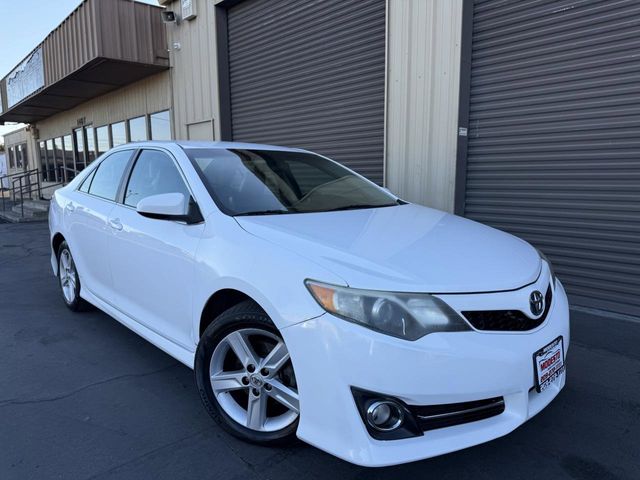 2013 Toyota Camry SE