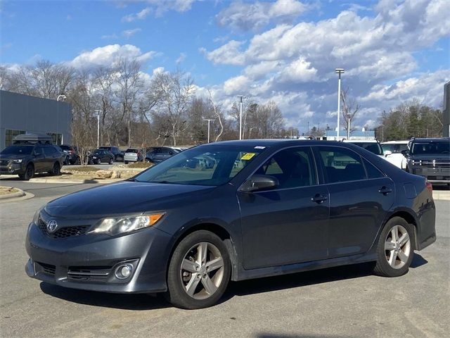 2013 Toyota Camry SE