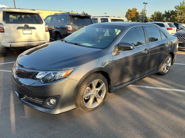 2013 Toyota Camry SE