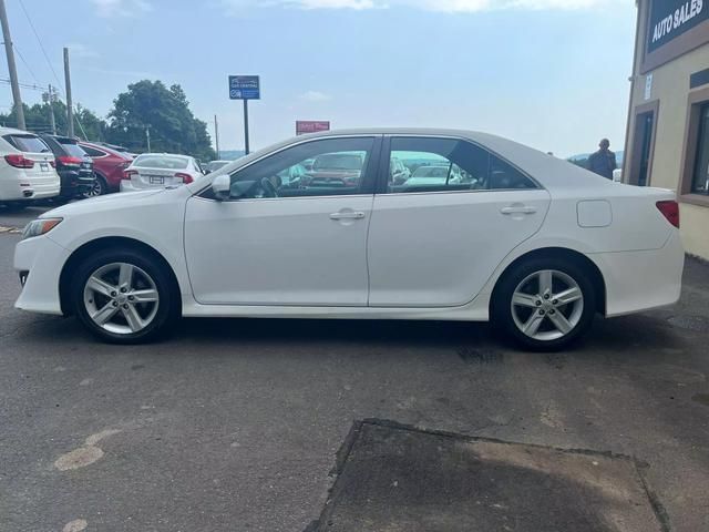 2013 Toyota Camry SE