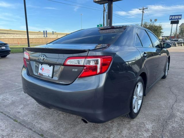 2013 Toyota Camry SE