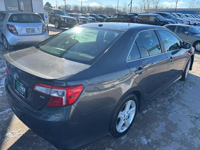 2013 Toyota Camry SE